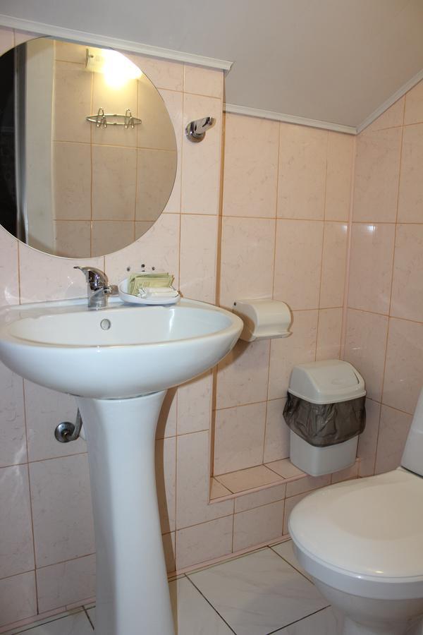 Zolota Pidkova Bed & Breakfast Kovel' Ngoại thất bức ảnh